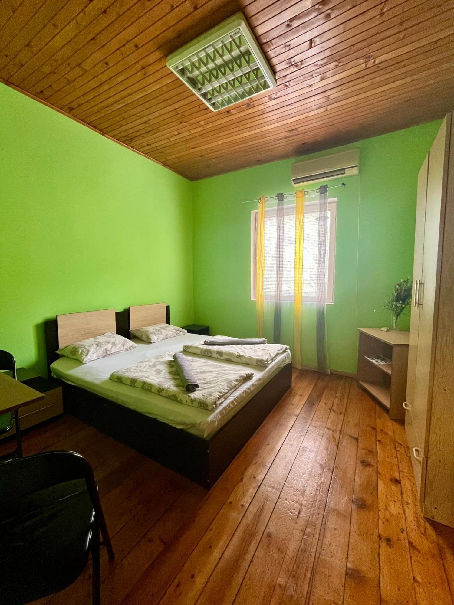 Elegance On A Budget - Rooms For Rent In Sofia Center Exteriör bild