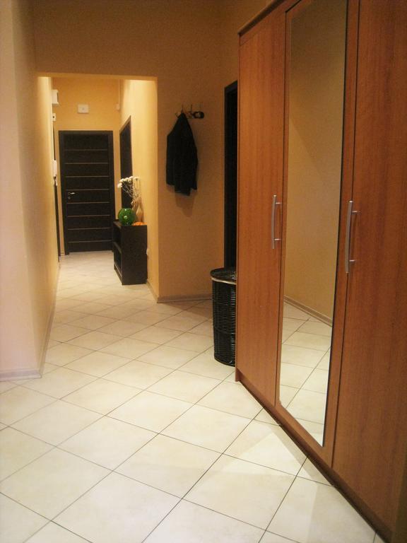 Elegance On A Budget - Rooms For Rent In Sofia Center Exteriör bild