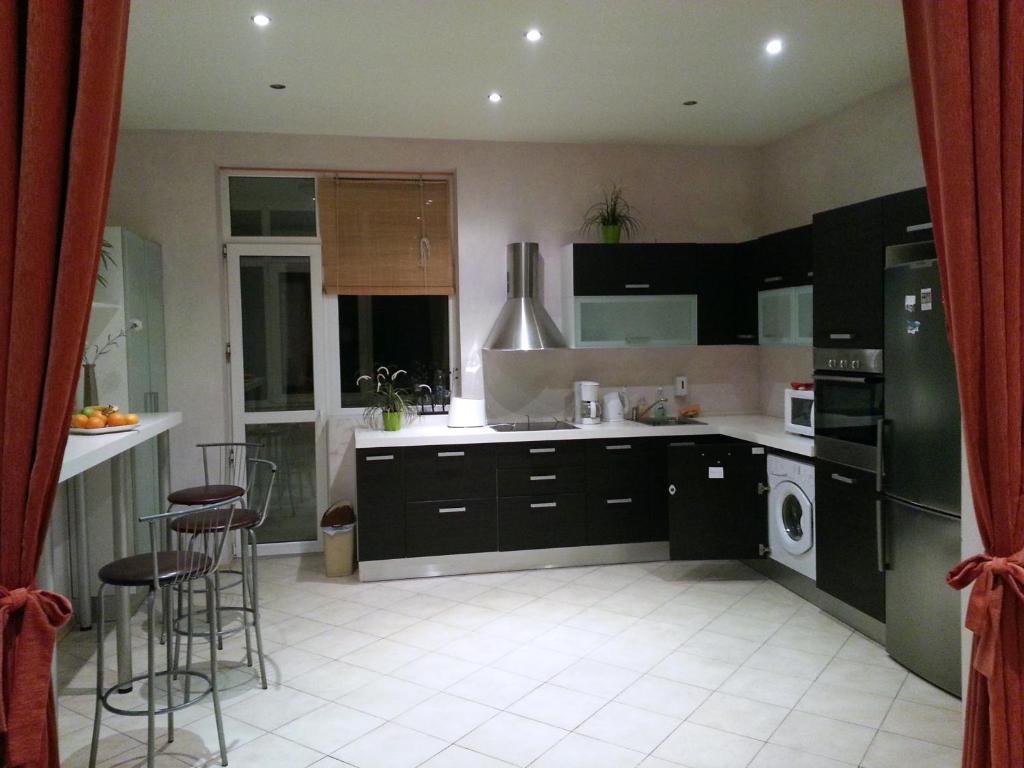Elegance On A Budget - Rooms For Rent In Sofia Center Exteriör bild