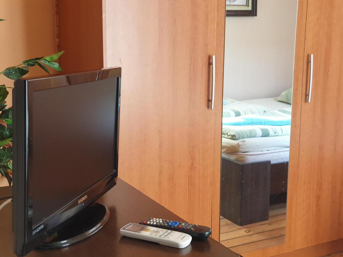 Elegance On A Budget - Rooms For Rent In Sofia Center Exteriör bild